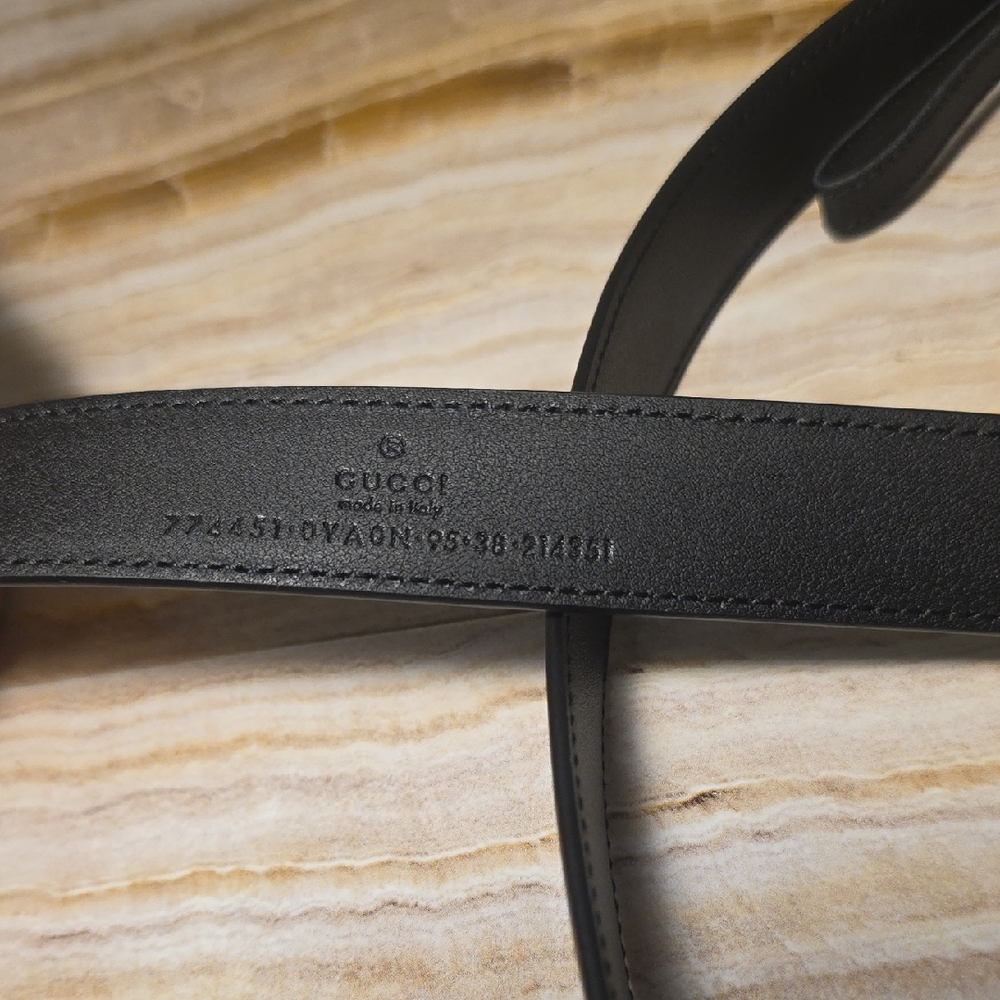 Gucci Black Belt with Silver Buckle - Picture 5 of 8